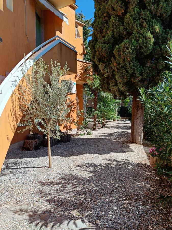 Villa Casa Lucy à Bardolino Extérieur photo